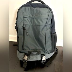 Timbuk 2 Authority backpack- like new condition